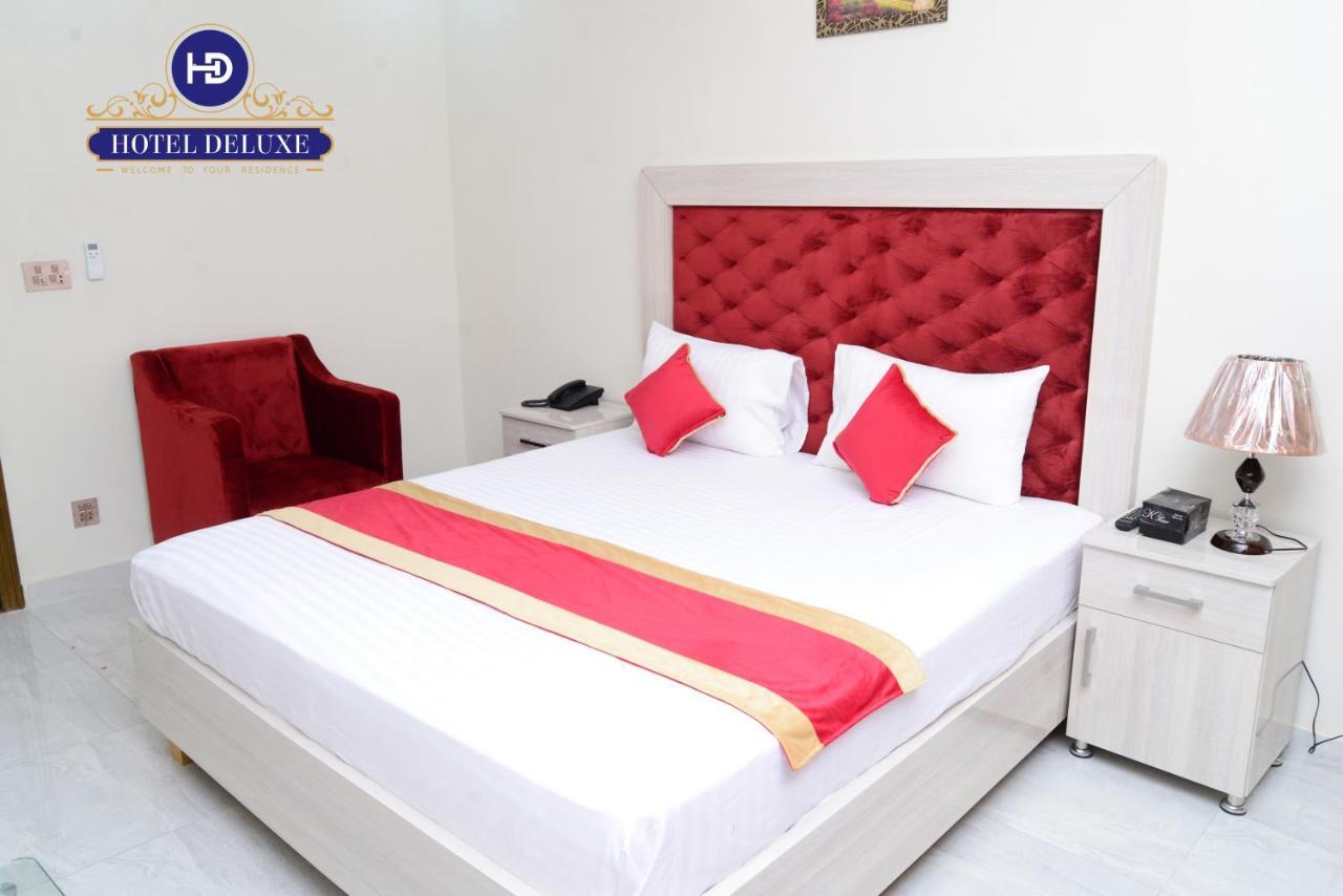 Hotel Deluxe לאהור מראה חיצוני תמונה