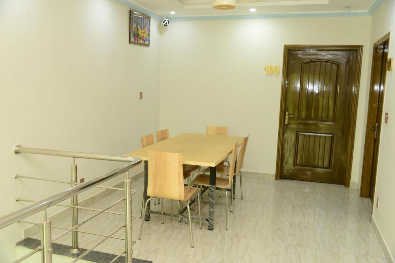 Hotel Deluxe לאהור מראה חיצוני תמונה