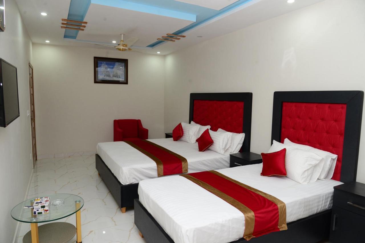 Hotel Deluxe לאהור מראה חיצוני תמונה