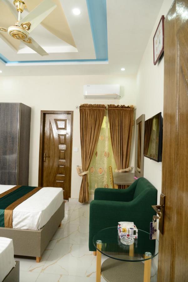 Hotel Deluxe לאהור מראה חיצוני תמונה